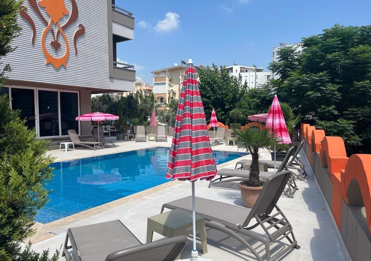 Hotel Dionisus Lara *