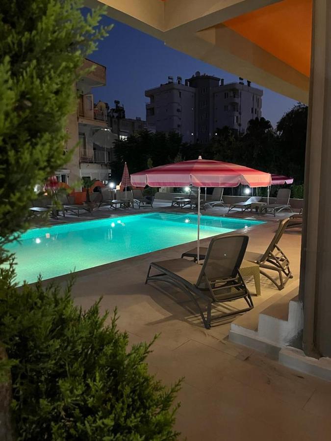 Dionisus Lara Hotel